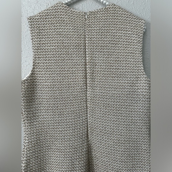 St. John Sleeveless Tweed Cream Color Dress Size L (12) - Picture 6 of 13